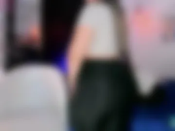 yellow_lily webcam preview