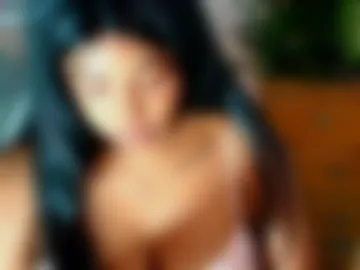 yes_mia_yes webcam preview