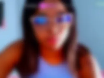 yes_mia_yes webcam preview