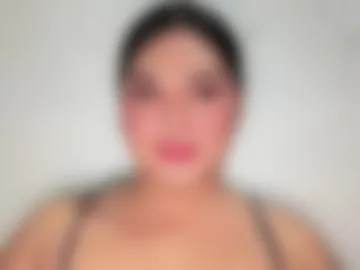 yllanahard live webcam preview