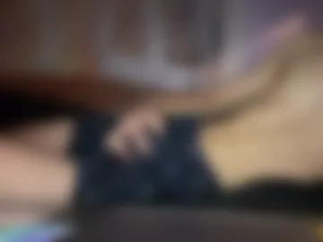 yngthickbwc live webcam preview