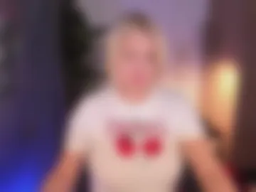 yolanda_kiss photo 9