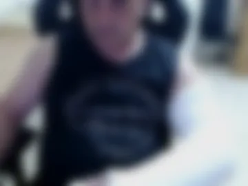 yoschi1976 live webcam preview