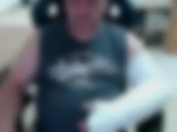 yoschi1976 live webcam preview