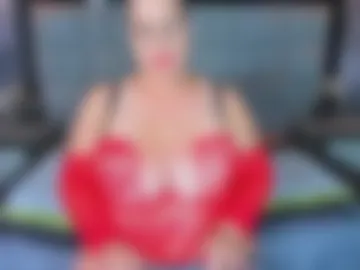your_lady_milf webcam preview
