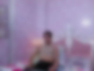 your_littledoll18 photo 2