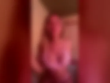 yourbabecelina photo 3