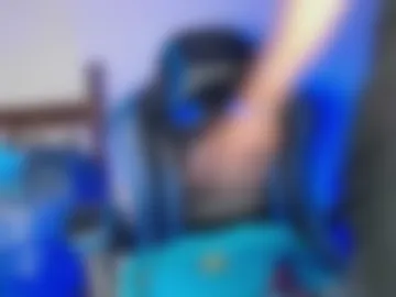 yourfavorite_bigclit photo 3