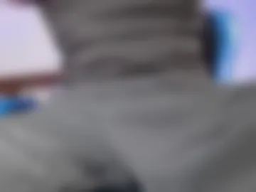 yourfavorite_bigclit photo 2