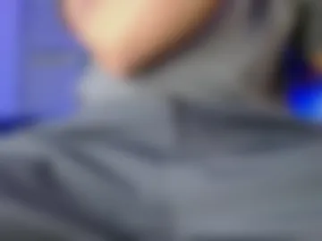 yourfavorite_bigclit photo 2