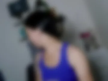 yourloveninaa live webcam preview