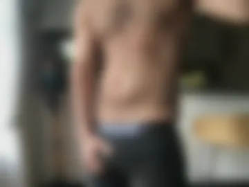 yourmodel photo 3