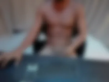 yoursfrenchsubmissiveslutguy photo 2