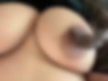 yoursmomsfavorite photo 2