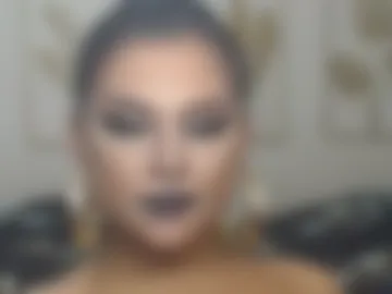 yourtrannyqueenxxx photo 3
