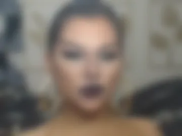 yourtrannyqueenxxx photo 4