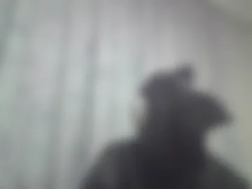 yourwhitesissy live webcam preview