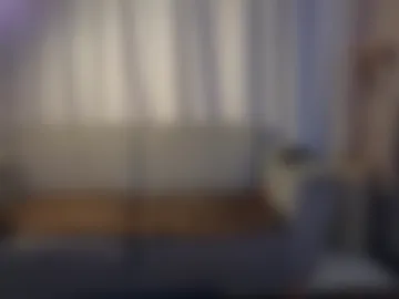 yuliethpetite photo 7