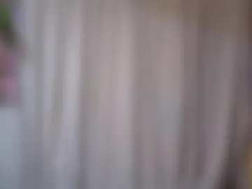 yuliethpetite webcam preview