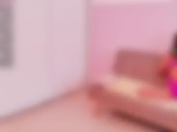 yuliethpetite photo 5