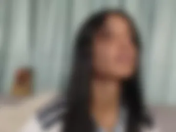 yuliethpetite photo 2