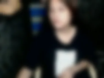 yumi_white webcam preview