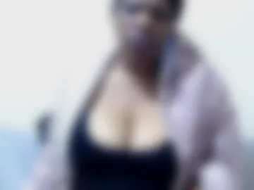 yummytittsxx photo 2