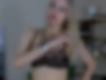 yungtessa photo 6