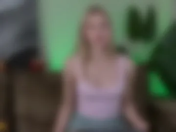 yungtessa photo 3