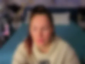 zara_myrrr webcam preview