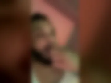 zeekyzeek live webcam preview
