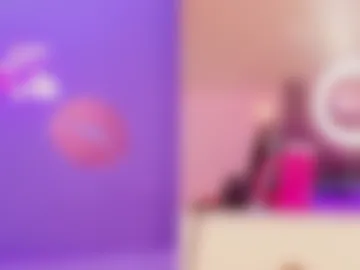 zendayagreey webcam preview