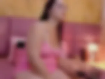 zoe_aitanaa photo 2