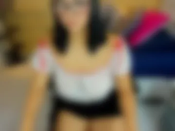 zoemartins1 photo 2
