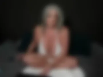 zoey_andrews photo 2