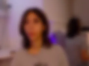 zoeypetit photo 2