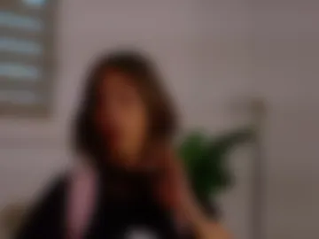 zoeypetit photo 6