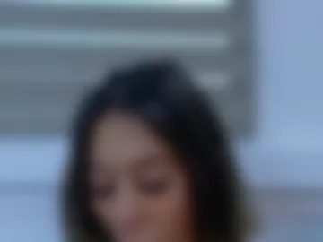 zoeypetit photo 2