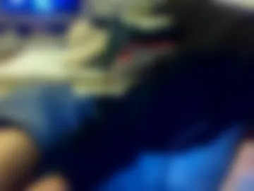 zsoli77 live webcam preview